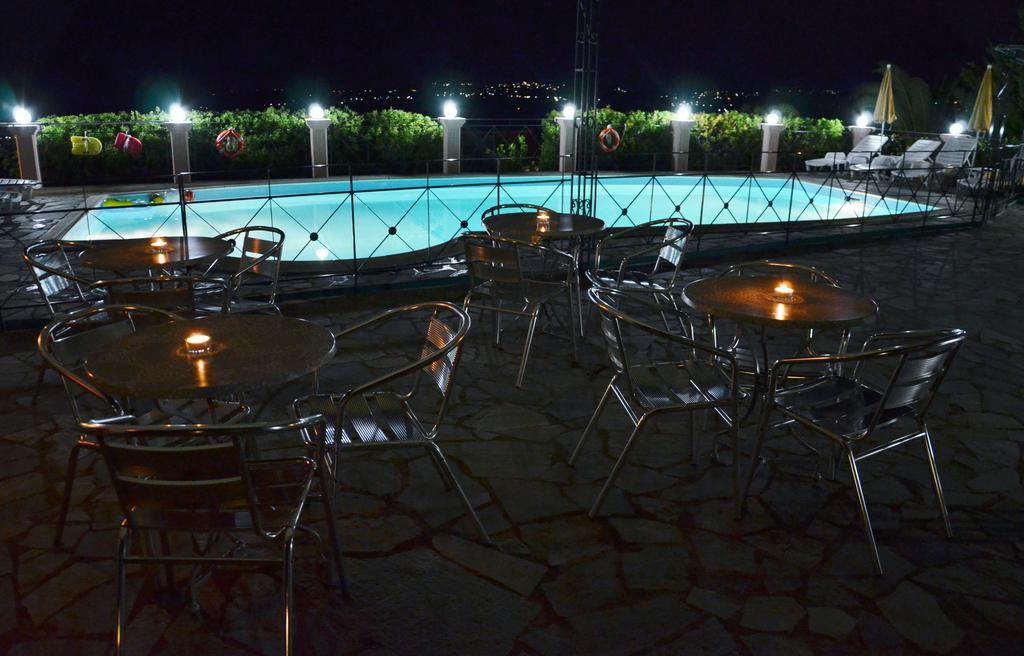 Nostos Aparthotel Mousata Luaran gambar